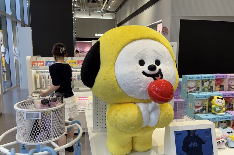 BT21